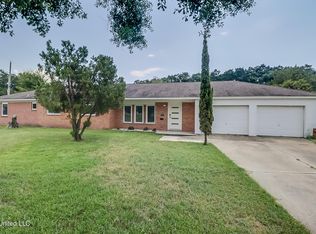 274 Bleuer Dr, Biloxi, MS 39531