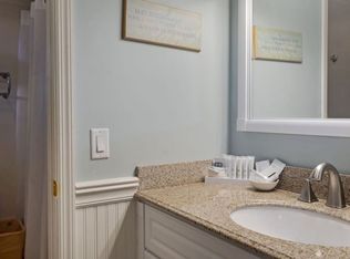 727 Old Montauk Hwy UNIT 402, Montauk, NY 11954
