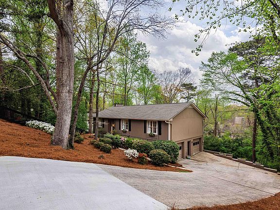 4th image of 3625 Ridgecrest Rd