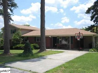 1 Stevenson Ln, Greenville, SC 29611