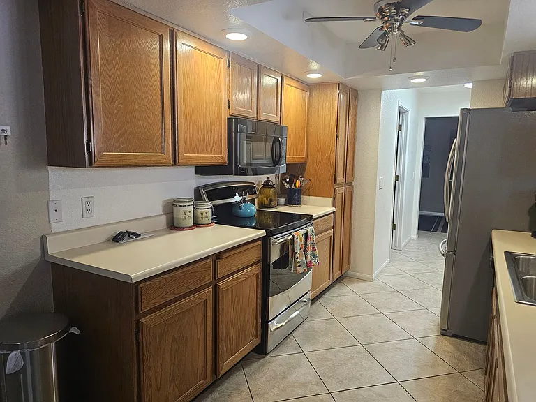 3740 Breakwater Dr — Photo 11