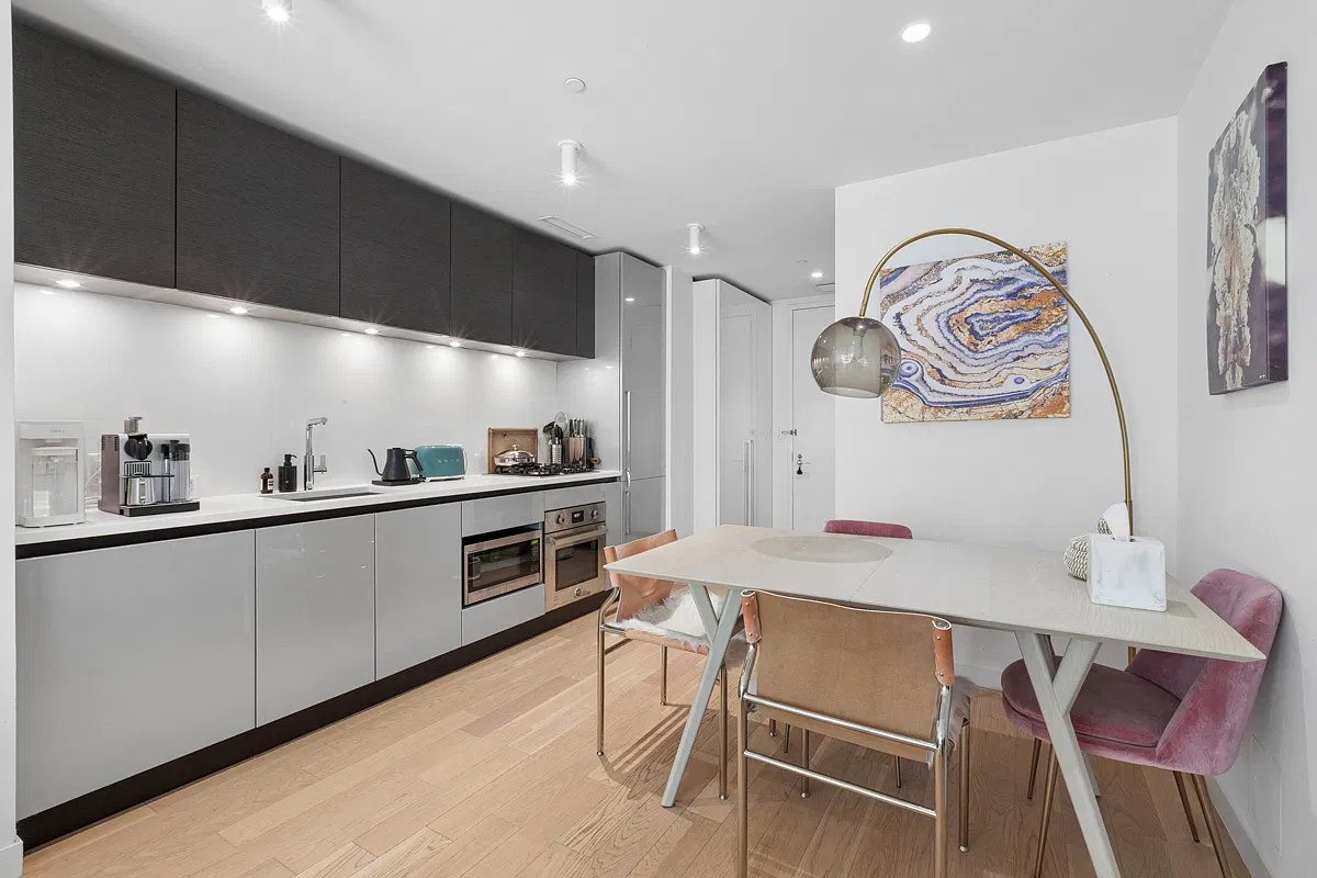 540 West 49th Street — Photo 3