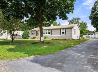 53 Pierce Ct, Weymouth, MA 02191