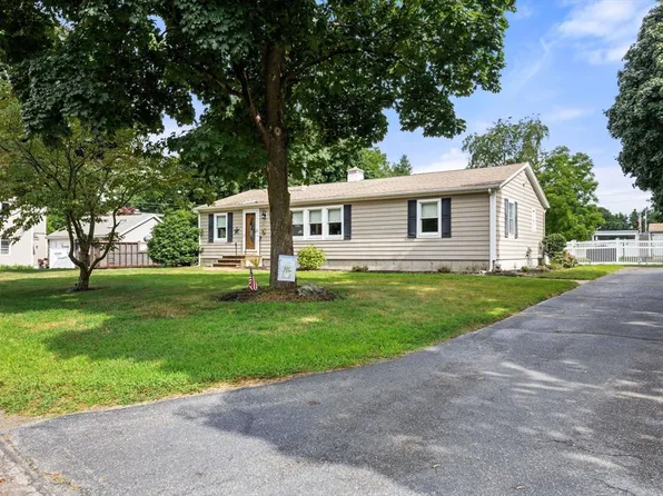 53 Pierce Ct, Weymouth, MA 02191