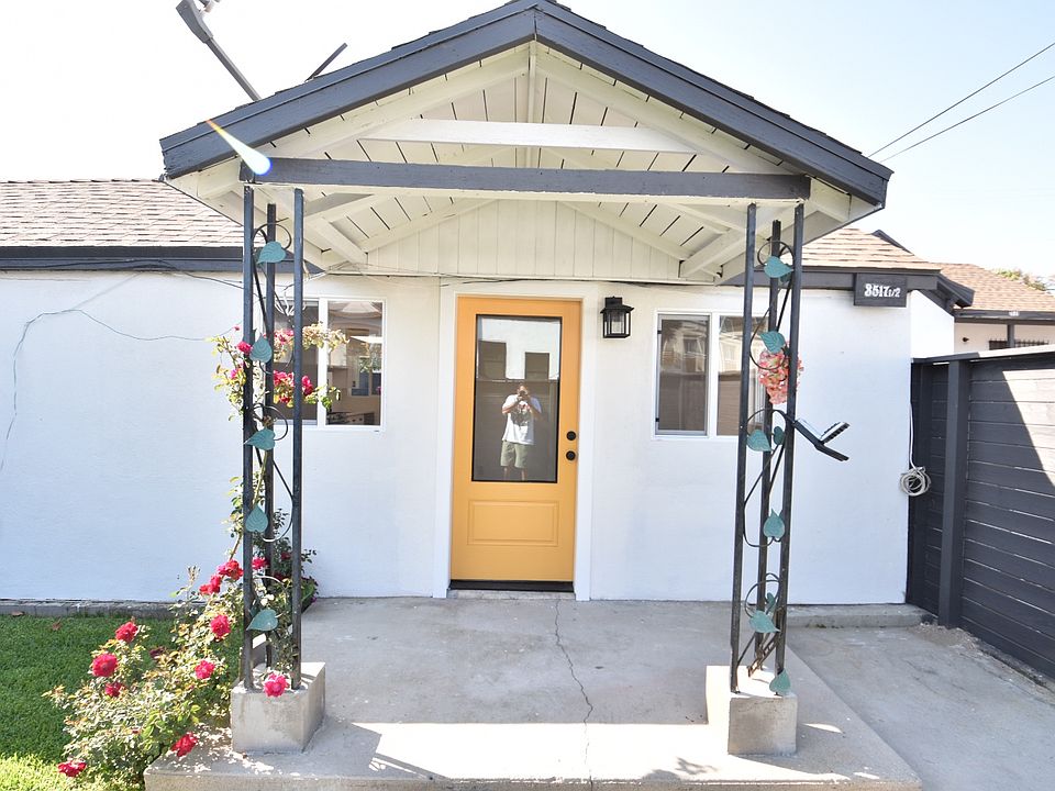 1st image of 3517 Marmion Way #1/2