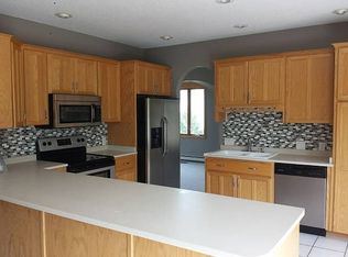 1415 SE Florence Dr, Waukee, IA 50263