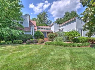 129 Hillyer Cir, Middletown, NJ 07748