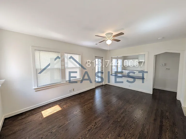 10912 E M 350 Hwy — Photo 3