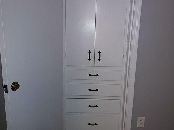 2nd image of 1453 Randall Dr