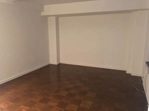 108 East 38th Street 206 image 2 of 4