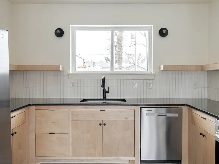 1216 N Blackwelder Ave #12 — Photo 11