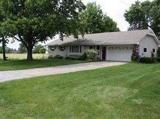 447 W Sunset Dr, Rittman, OH 44270