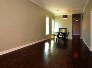 4414 S Wallace St #2, Chicago, IL 60609