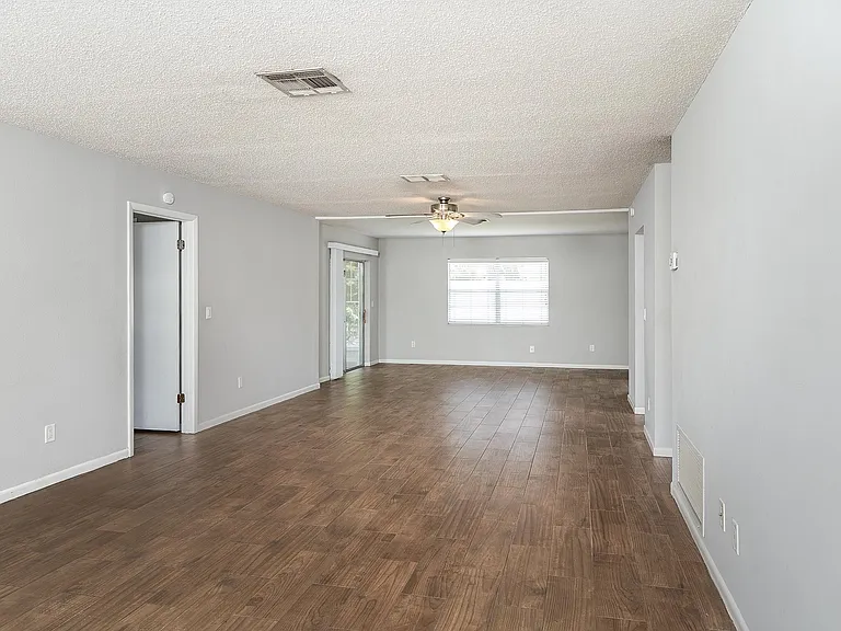 1040 Dorado Dr — Photo 6