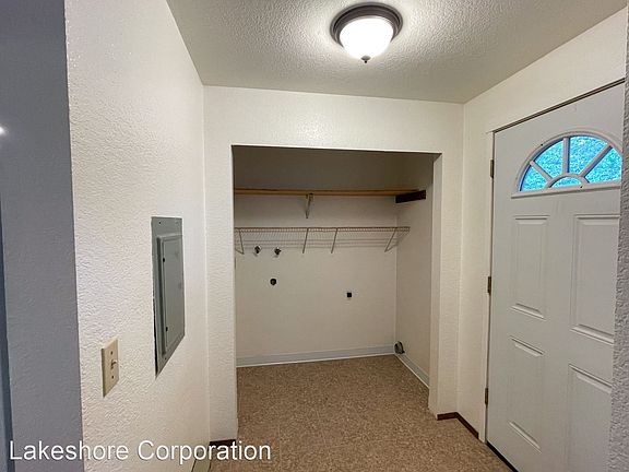 3rd image of 14207 Admiralty Way Unit 1