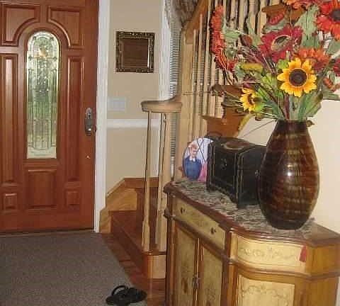 3rd image of 95 Lee Ave