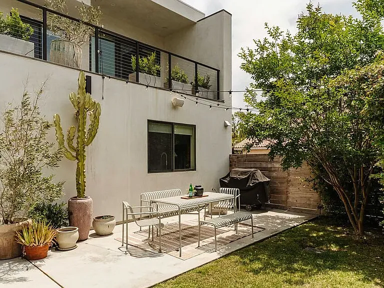 4063 Huron Ave — Photo 16