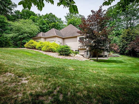 2nd image of 6390 Scenic Woods Cir N