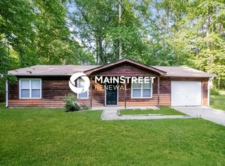 1328 La Belle St, Jonesboro, GA 30238