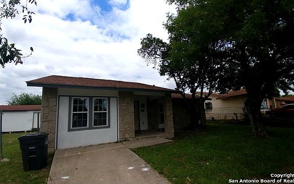 4th image of 8343 Big Creek Dr