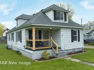 175 N 4th St, Freeland, MI 48623