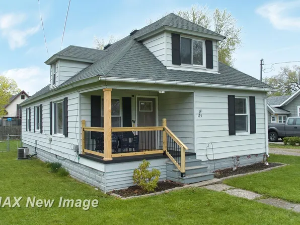 175 N 4th St, Freeland, MI 48623