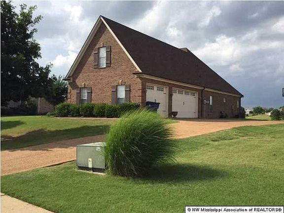 2nd image of 12852 Arbor Dr