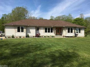 7822 Morrow Rd, Cottrellville, MI 48039