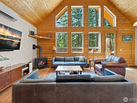 3rd image of 1302 Pine Loch Sun Drive