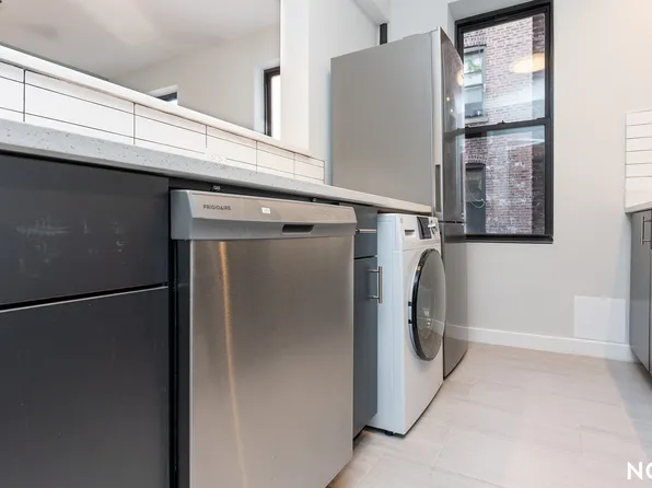 66-10 Grand Avenue image 11 of 20