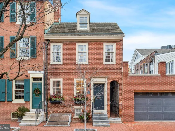 107 Bainbridge St, Philadelphia, PA 19147