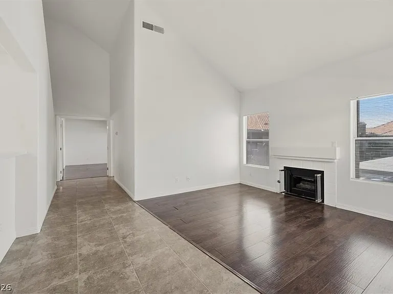 5125 W Reno Ave #2010 — Photo 8