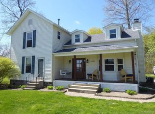 11860 N Main St, Whitmore Lake, MI