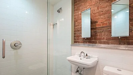 Rented by Park Property Advisors