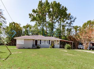 2041 Regent St, Macon, GA 31217