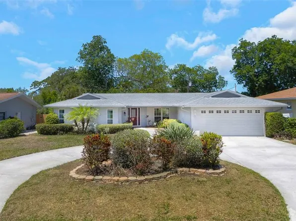 1516 High Bluff Dr, Largo, FL 33770