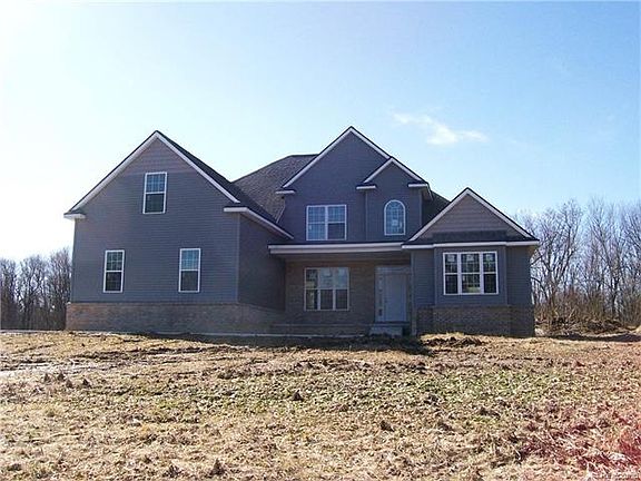 3rd image of 5271 Birch Dr