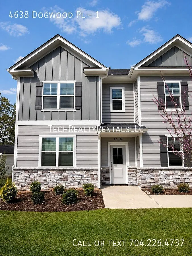 3 bed, 2.5 bath, 2000 sqft, $2,500 — Photo 1