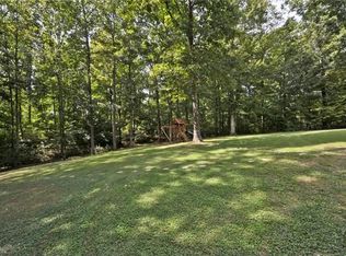 1232 Camp Ravine Rd, Burns, TN 37029