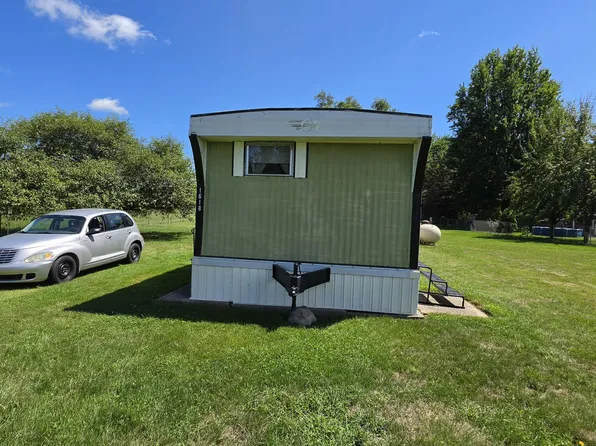 1618 Case Dr, Union City, MI 49094
