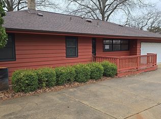 5289 Harlem Rd, Loves Park, IL 61111