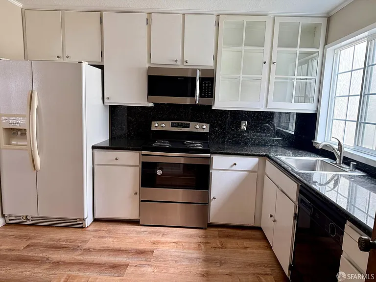 3281 Cesar Chavez St #3281 — Photo 6