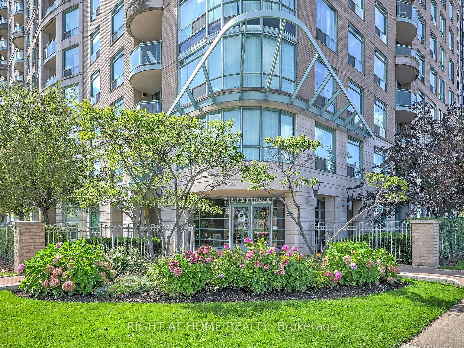 2 bed, $2,850 — Photo 3