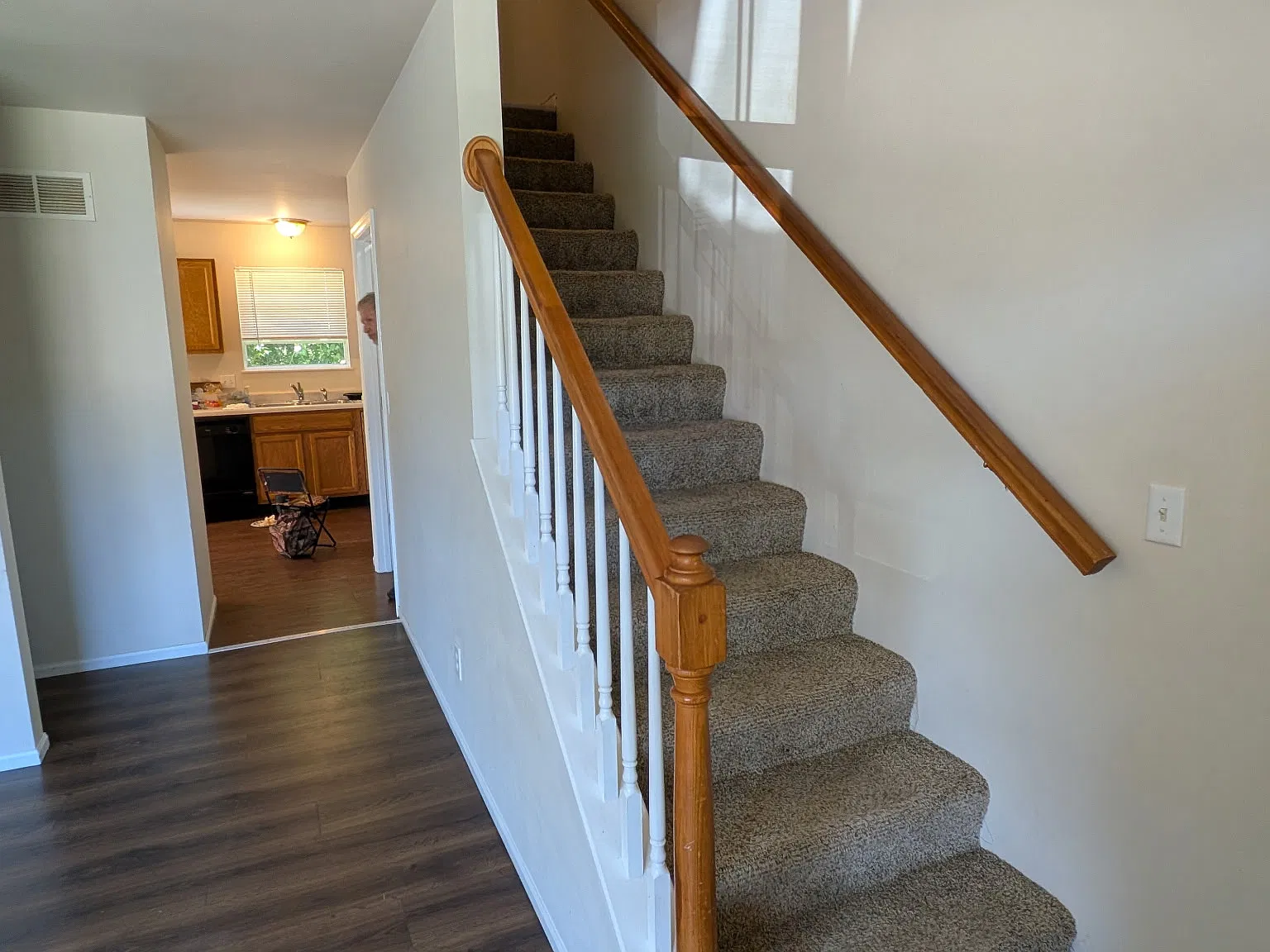407 Omar Ct — Photo 3