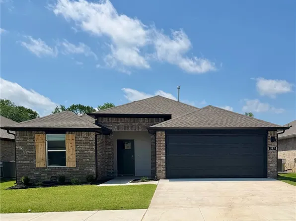 597 S Neon Ave, Fayetteville, AR 72704