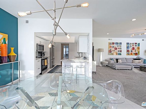 5th image of 523 Desert Lakes Dr