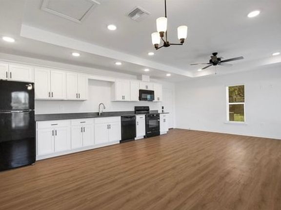 4th image of 1067 Captiva Point