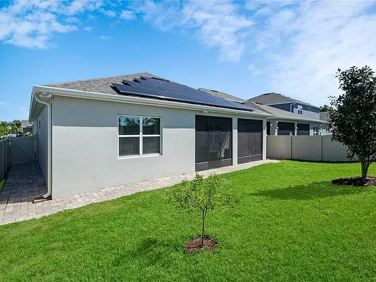 1090 Alder Tree Dr — Photo 22