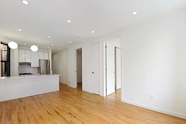 Rented by Aether Property Group | media 3