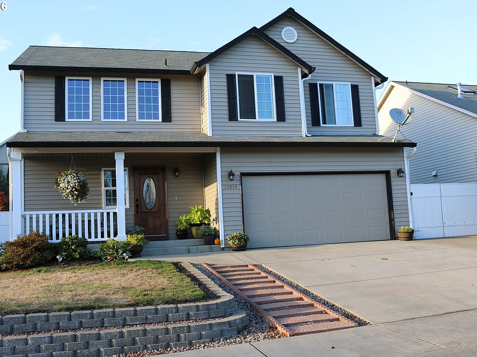 1st image of 11016 NE 104th St